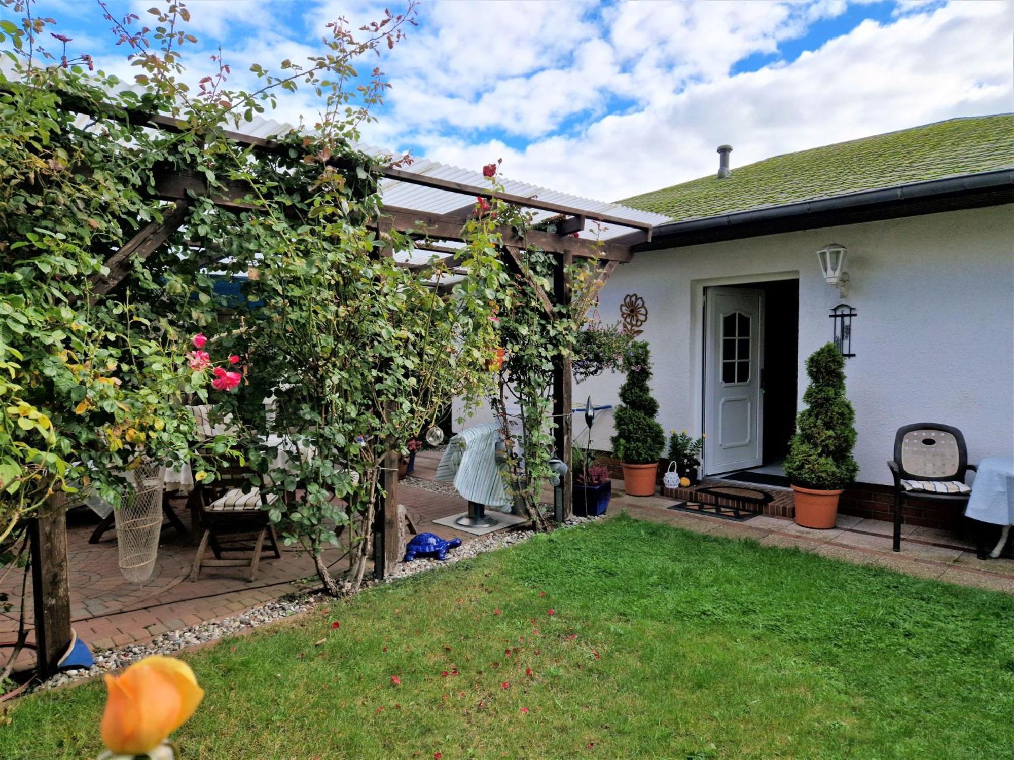 Ahlbeck, Ferienobjekt Apfel-Blume-Veilchen Apartment Heringsdorf  Ngoại thất bức ảnh