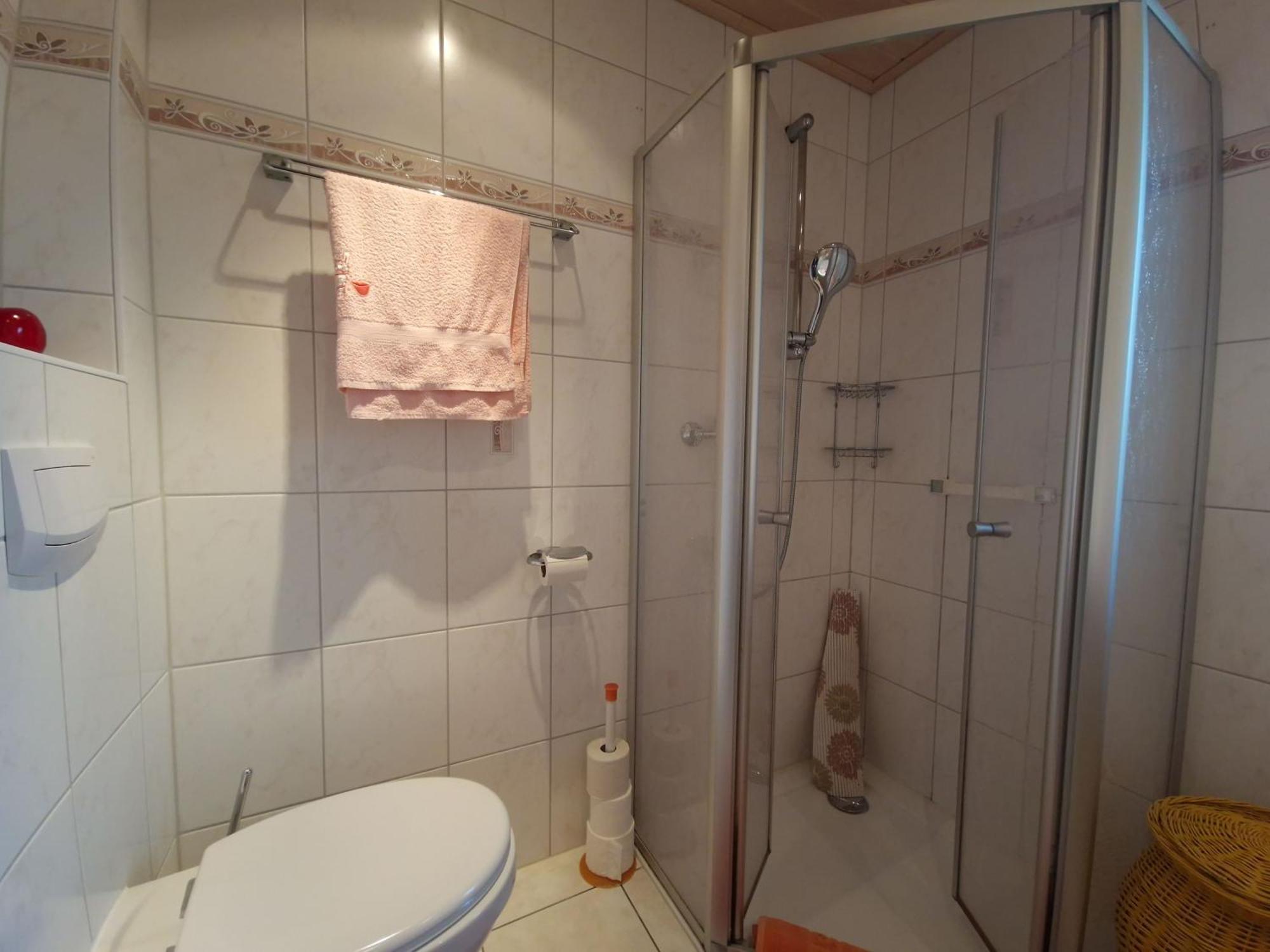 Ahlbeck, Ferienobjekt Apfel-Blume-Veilchen Apartment Heringsdorf  Ngoại thất bức ảnh
