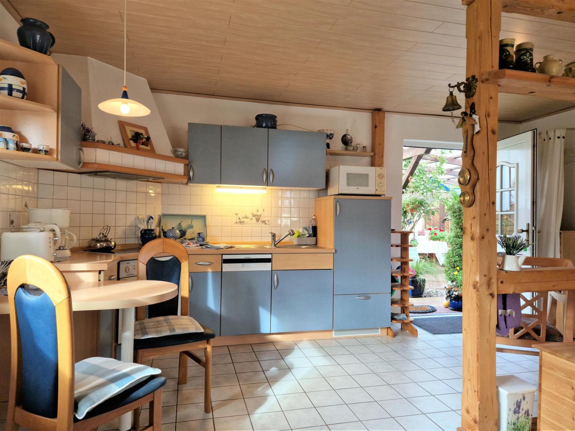 Ahlbeck, Ferienobjekt Apfel-Blume-Veilchen Apartment Heringsdorf  Phòng bức ảnh